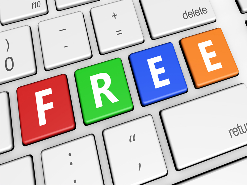 “El sistema educativo debe promover el uso de informática libre”