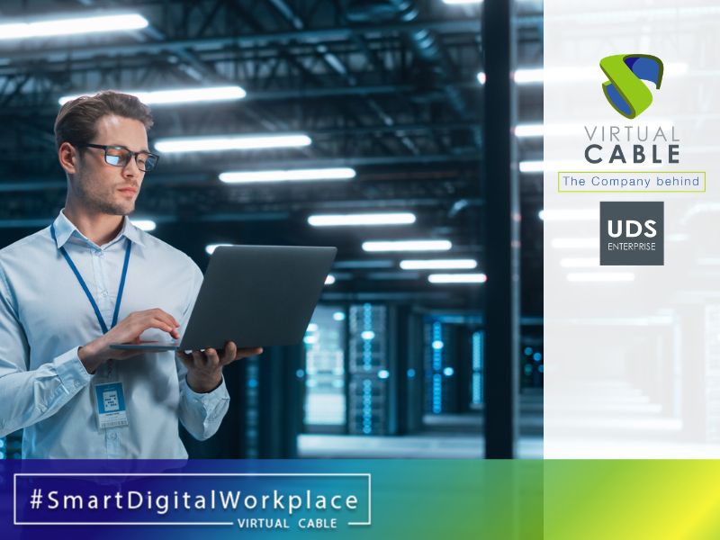 Administrador trabajando con Proxmox VDI en un centro de datos para virtualización del puesto de trabajo